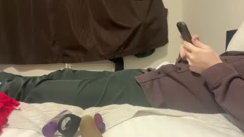 Snapshot of bmclovin_7 chatting on January 2, 2025, 4:09 am bmclovin_7 online show from January 2, 2025, 4:09 am