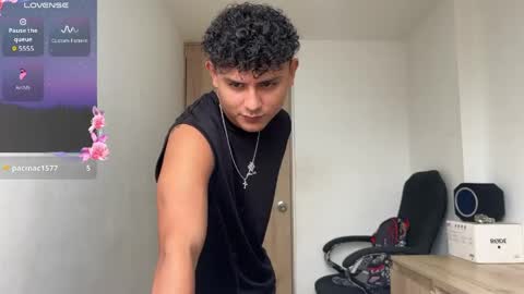 Bob  INDEPENDENT MODEL online show from April 13, 2026, 5:29 pm