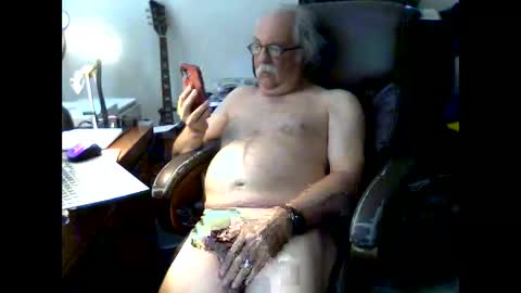 Snapshot of bobbaker1953 chatting on May 27, 2026, 6:05 pm bobbaker1953 online show from May 27, 2026, 6:05 pm