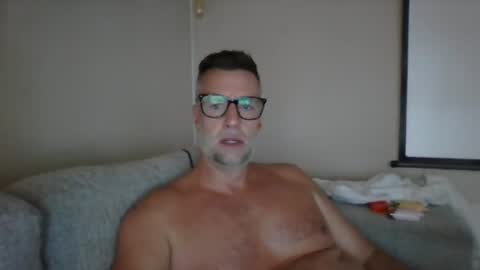 Snapshot of bobberman78 chatting on July 18, 2026, 2:38 am Dan online show from July 18, 2026, 2:38 am