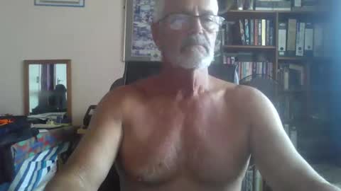 Bobbgud online show from April 18, 2026, 9:13 am