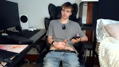 bobby72738 online show from September 18, 2025, 5:20 am