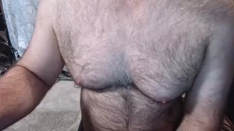 Snapshot of bobbyhill27b chatting on April 19, 2026, 2:38 pm BobbyHill27b online show from April 19, 2026, 2:38 pm