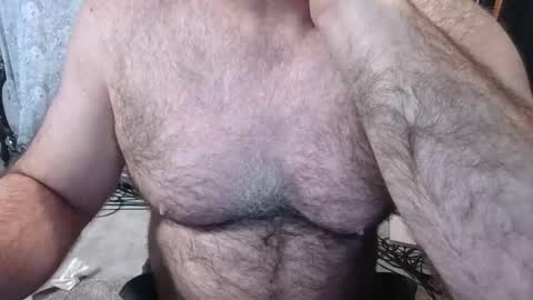 Snapshot of bobbyhill27b chatting on May 8, 2026, 1:22 am BobbyHill27b online show from May 8, 2026, 1:22 am