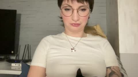 Snapshot of bobwig4 chatting on January 17, 2026, 8:01 pm Tips prfr 11-55-111 tok online show from January 17, 2026, 8:01 pm