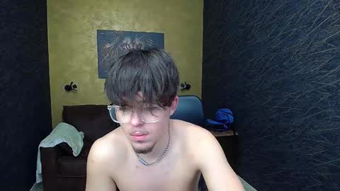 BodhiHayes online show from March 17, 2026, 5:22 am