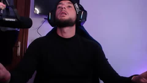 bodyking69 online show from January 27, 2025, 4:11 pm