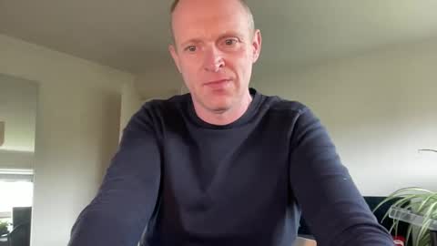 ask me online show from October 14, 2025, 12:17 pm