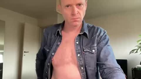 ask me online show from November 14, 2025, 9:19 am