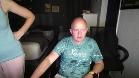 Ningifun couple online show from December 23, 2024, 8:47 pm