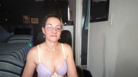 Ningifun couple online show from January 2, 2025, 6:29 am