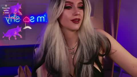 Your Mistress Bella online show from May 19, 2026, 10:16 pm