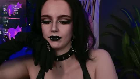 Your Mistress Bella online show from May 23, 2026, 10:58 pm