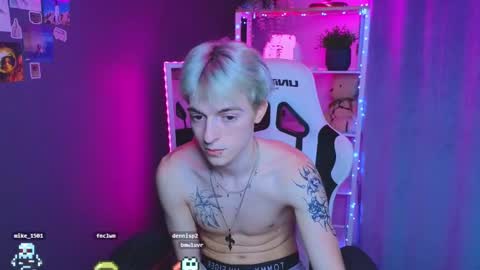 ALEXPVT IS OPEN online show from March 5, 2025, 2:34 pm