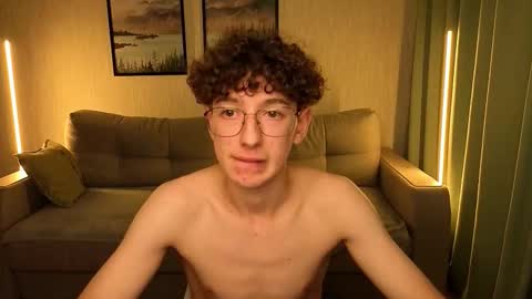 ALEXPVT IS OPEN online show from October 23, 2025, 8:51 pm