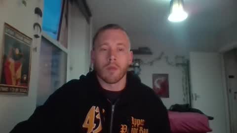 Snapshot of boky_ chatting on April 27, 2026, 8:18 pm boky_ online show from April 27, 2026, 8:18 pm