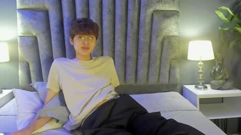 Snapshot of boleyn_lovell chatting on March 7, 2025, 1:18 pm Boleyn online show from March 7, 2025, 1:18 pm