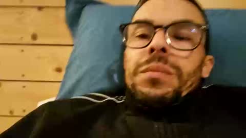 bomale89 online show from December 23, 2024, 1:56 pm