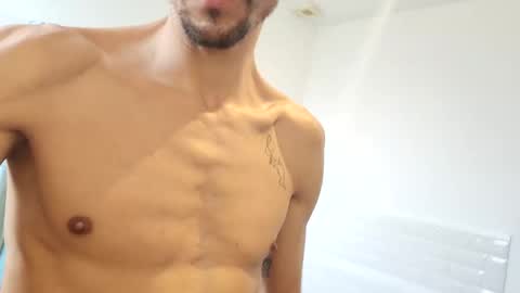 bomale89 online show from February 14, 2025, 1:40 pm