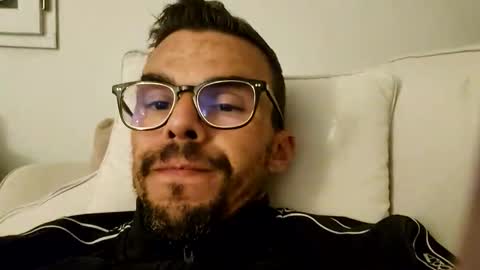 bomale89 online show from October 31, 2025, 9:16 pm