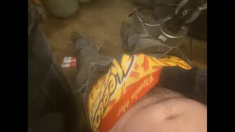 Snapshot of bombinshaman chatting on November 25, 2025, 4:51 pm bombinshaman online show from November 25, 2025, 4:51 pm