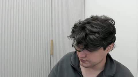 Snapshot of bondistar chatting on September 25, 2025, 3:27 pm bondistar online show from September 25, 2025, 3:27 pm