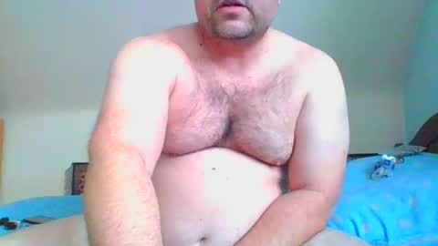 Snapshot of bondsuckslut chatting on February 21, 2026, 12:06 pm borntosuck online show from February 21, 2026, 12:06 pm