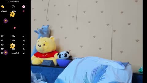 Nell online show from December 15, 2025, 10:41 am