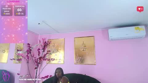 bonieklent online show from March 19, 2026, 4:49 am