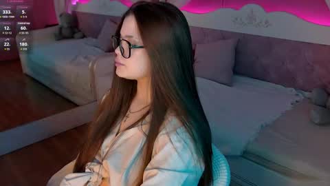 Bonie online show from April 17, 2026, 6:49 am