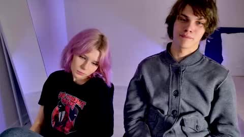 Snapshot of bonnie_and_c1yde chatting on November 12, 2025, 5:13 pm Jessy Mark online show from November 12, 2025, 5:13 pm