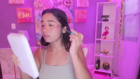 Bonnie online show from December 13, 2024, 11:13 am