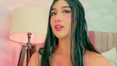 Bonnie online show from June 14, 2026, 2:57 am