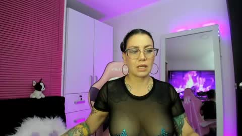 Snapshot of bonnie_ray40 chatting on May 27, 2026, 3:14 am bonnie online show from May 27, 2026, 3:14 am