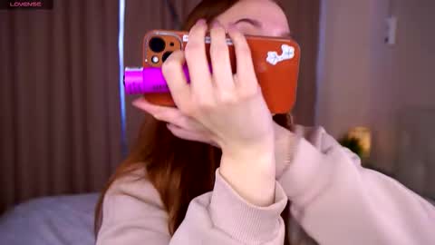 Snapshot of bonniecannon chatting on September 10, 2025, 4:01 am Grace online show from September 10, 2025, 4:01 am