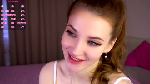 Snapshot of bonniecannon chatting on September 25, 2025, 4:38 am Grace online show from September 25, 2025, 4:38 am