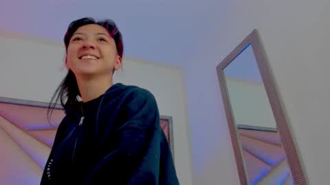   online show from March 29, 2026, 12:32 am