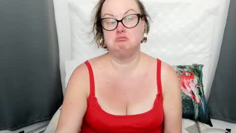 Bonnie online show from July 4, 2026, 9:48 am