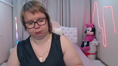 bonnnyboobsy online show from May 19, 2026, 1:56 am