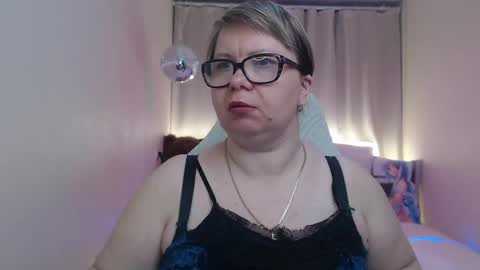 bonnnyboobsy online show from May 26, 2026, 6:37 pm