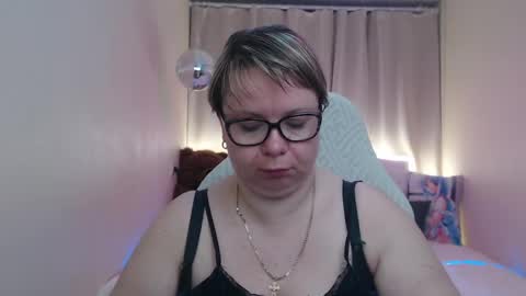 bonnnyboobsy online show from May 27, 2026, 1:57 am