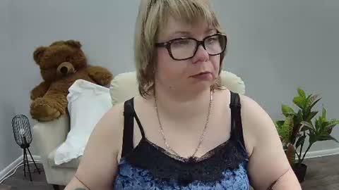 bonnnyboobsy online show from July 26, 2026, 6:26 pm