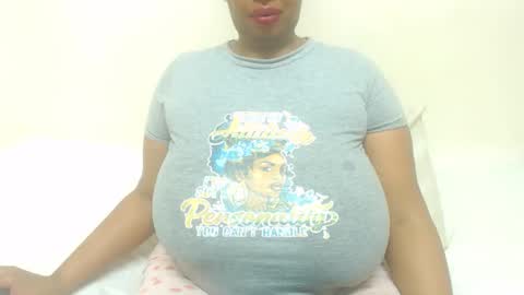 Snapshot of boobyqueen24 chatting on March 7, 2026, 5:54 pm boobyqueen online show from March 7, 2026, 5:54 pm