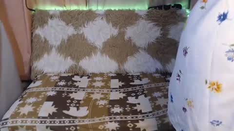 Zy online show from December 8, 2024, 6:54 am