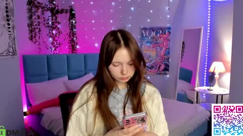 Milena online show from April 13, 2026, 3:01 am