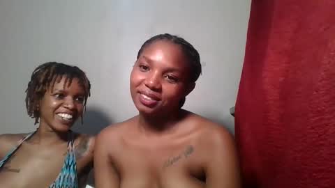 Snapshot of bootie_caramel chatting on June 9, 2026, 4:07 pm bootie_caramel online show from June 9, 2026, 4:07 pm