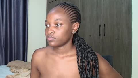 Heather online show from March 10, 2025, 12:18 am