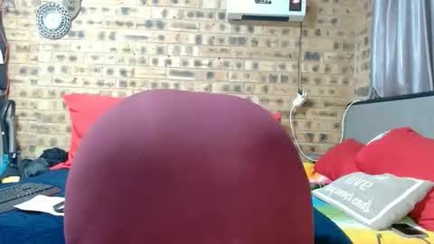 bootytwerkxxx online show from May 10, 2026, 7:08 pm