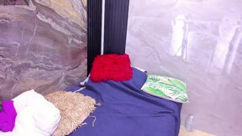   online show from September 13, 2025, 7:08 am