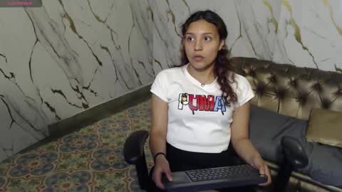 borbuja online show from November 3, 2025, 8:21 pm